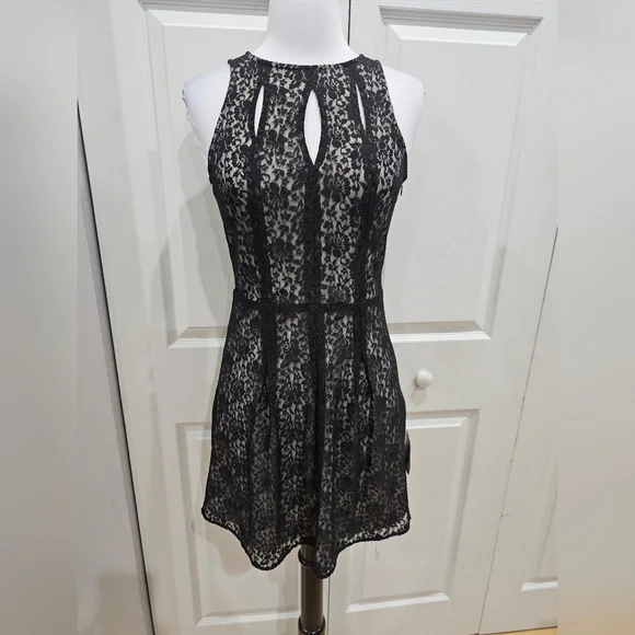 chinese dress ladies Layered Bow Lace Mini Dress Cream/Black / S